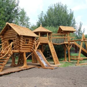 Детский городок "Великан"